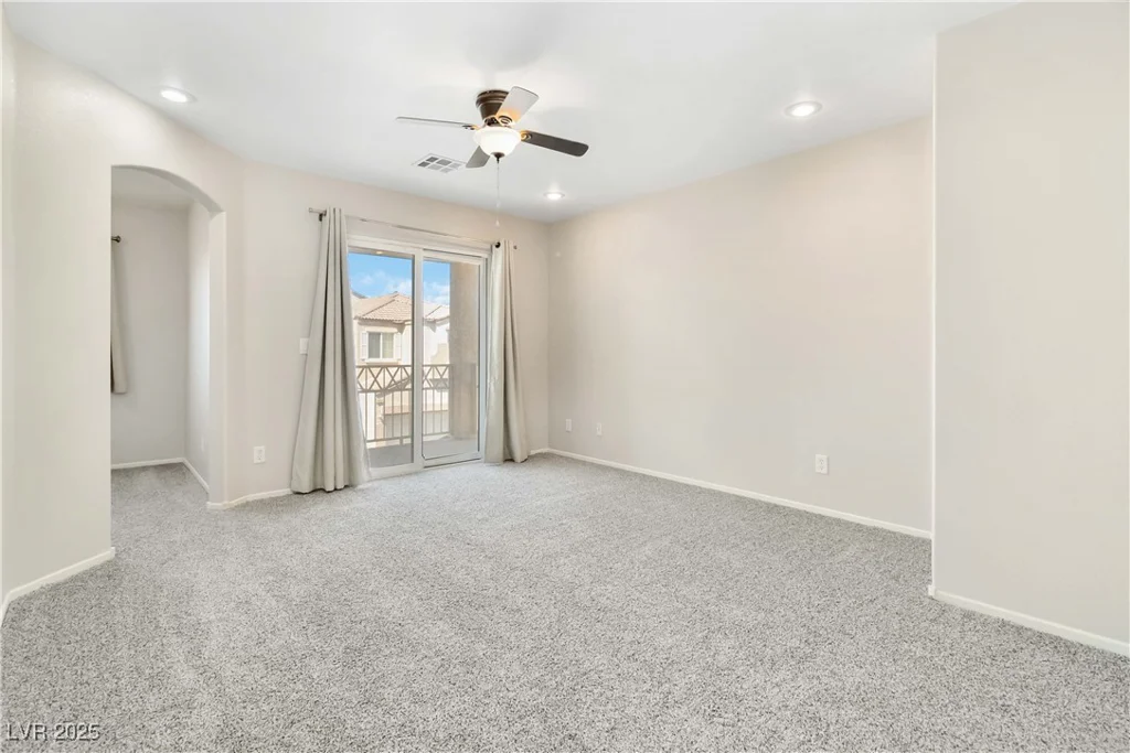 7486 River Dove, Las Vegas, NV 89139