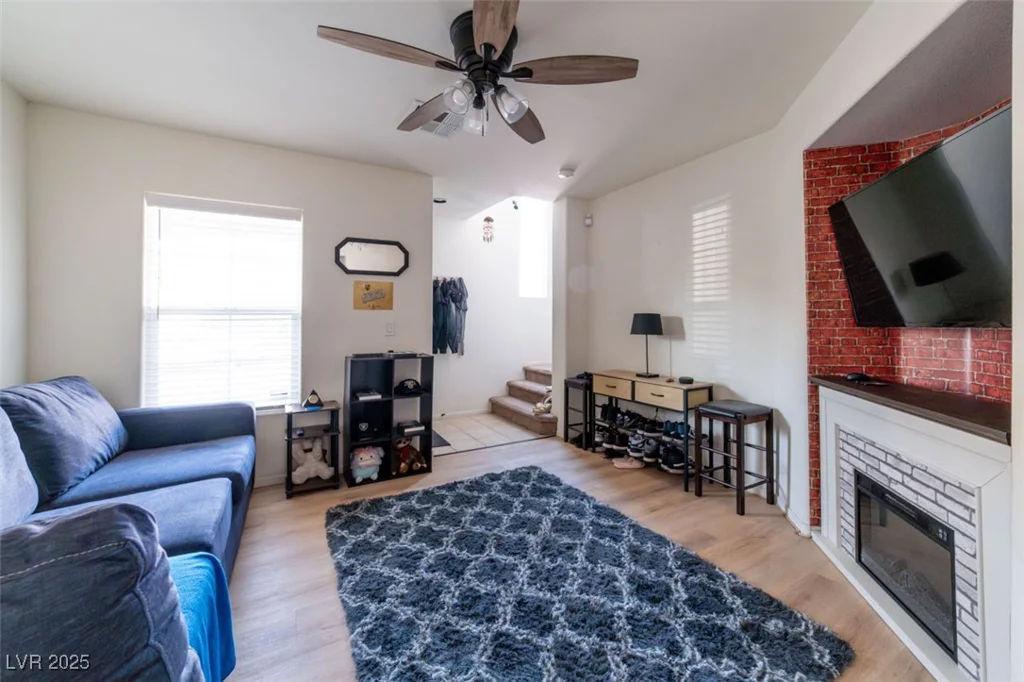 9105 Captivating, Las Vegas, NV 89149