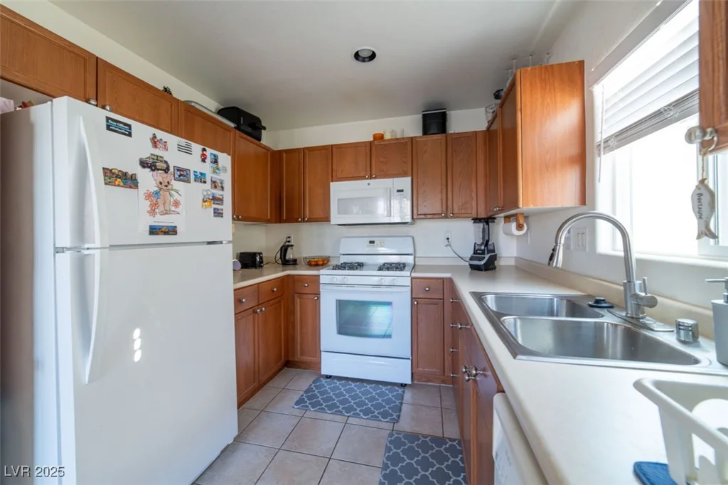 9105 Captivating, Las Vegas, NV 89149
