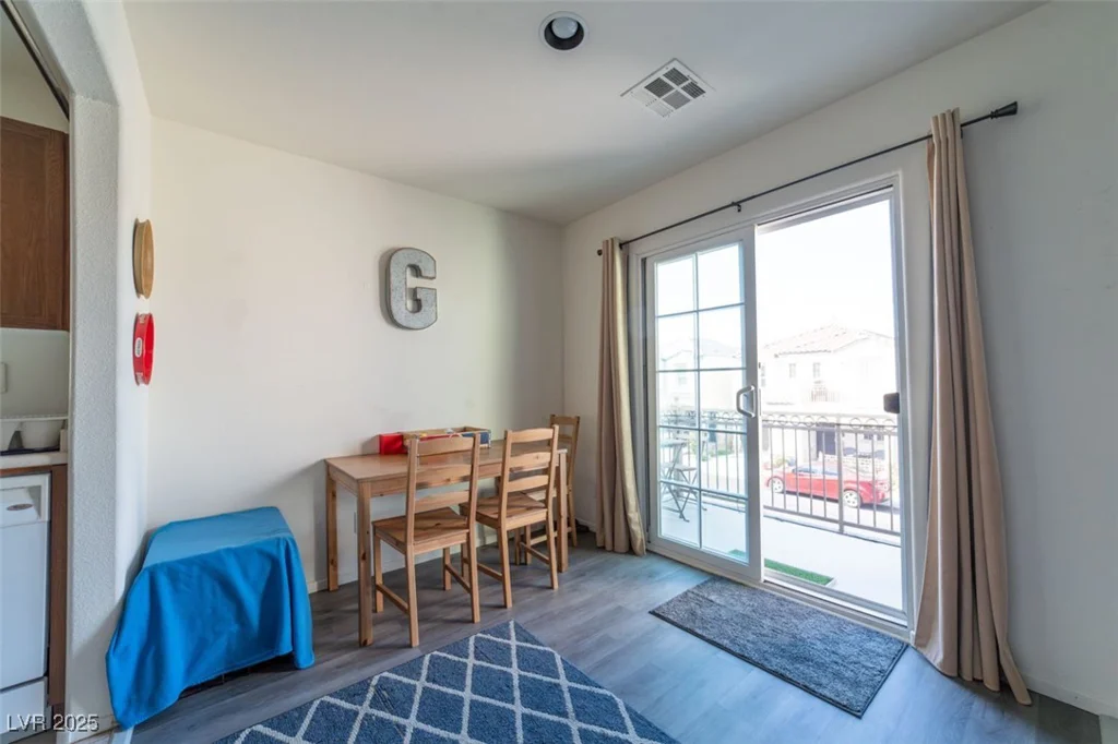 9105 Captivating, Las Vegas, NV 89149