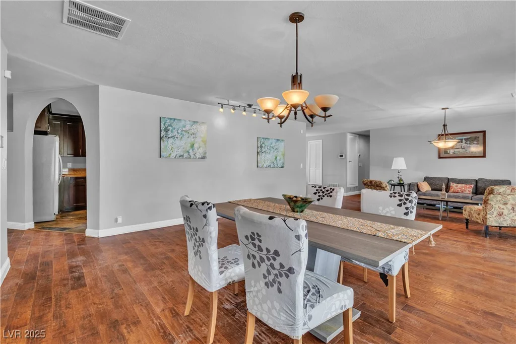 4678 Saddle, Las Vegas, NV 89119