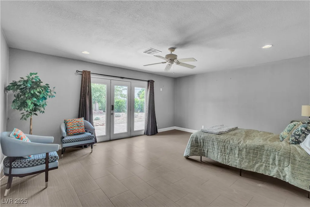 4678 Saddle, Las Vegas, NV 89119
