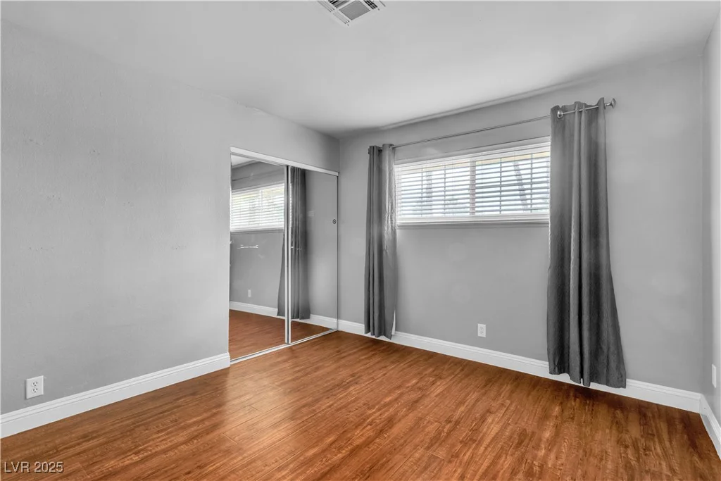 4678 Saddle, Las Vegas, NV 89119