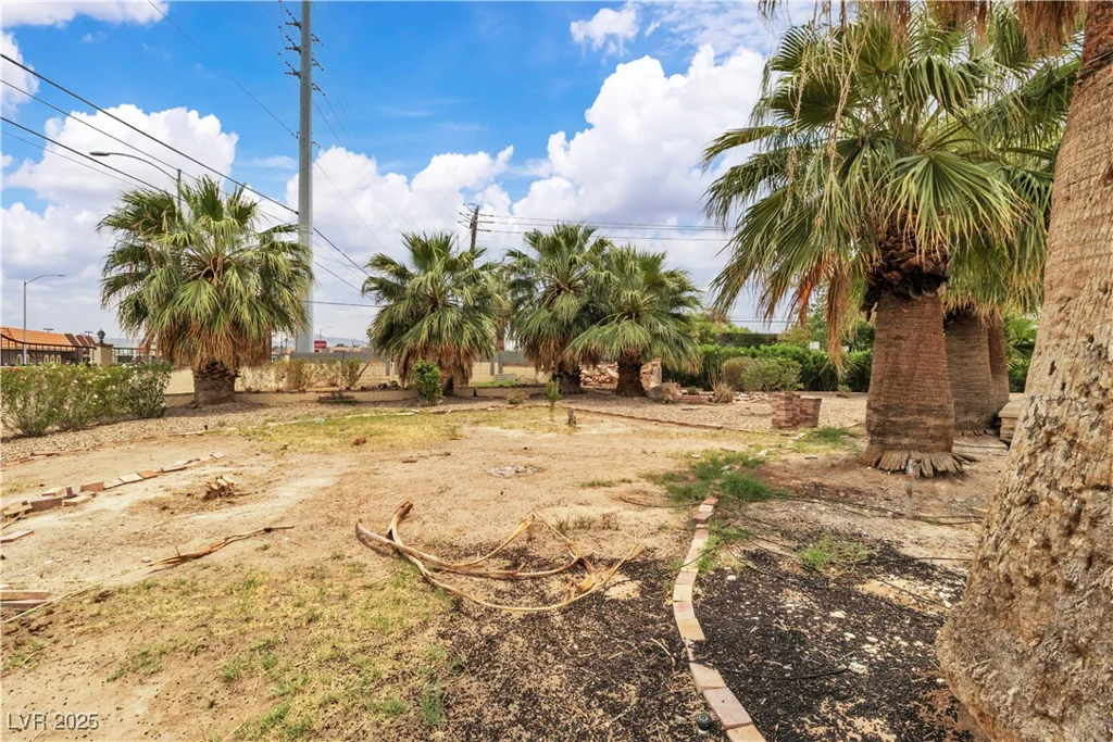 4678 Saddle, Las Vegas, NV 89119