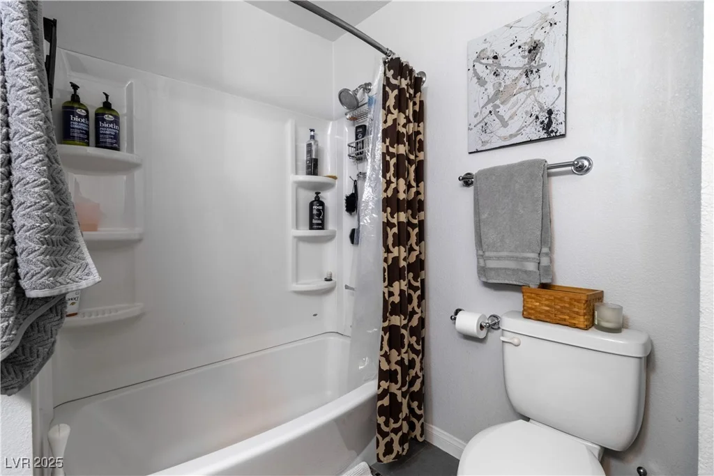 4678 Saddle, Las Vegas, NV 89119