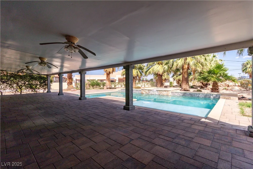 4678 Saddle, Las Vegas, NV 89119