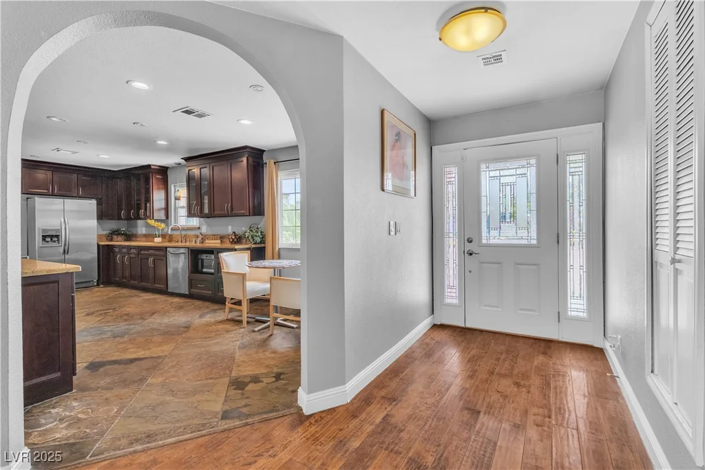 4678 Saddle, Las Vegas, NV 89119