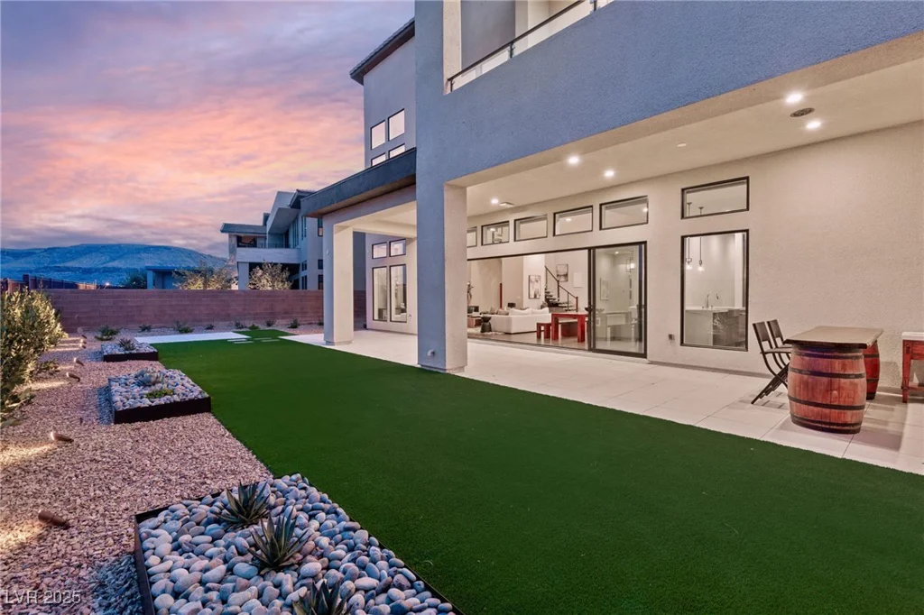 10655 Patina Hills, Las Vegas, NV 89135
