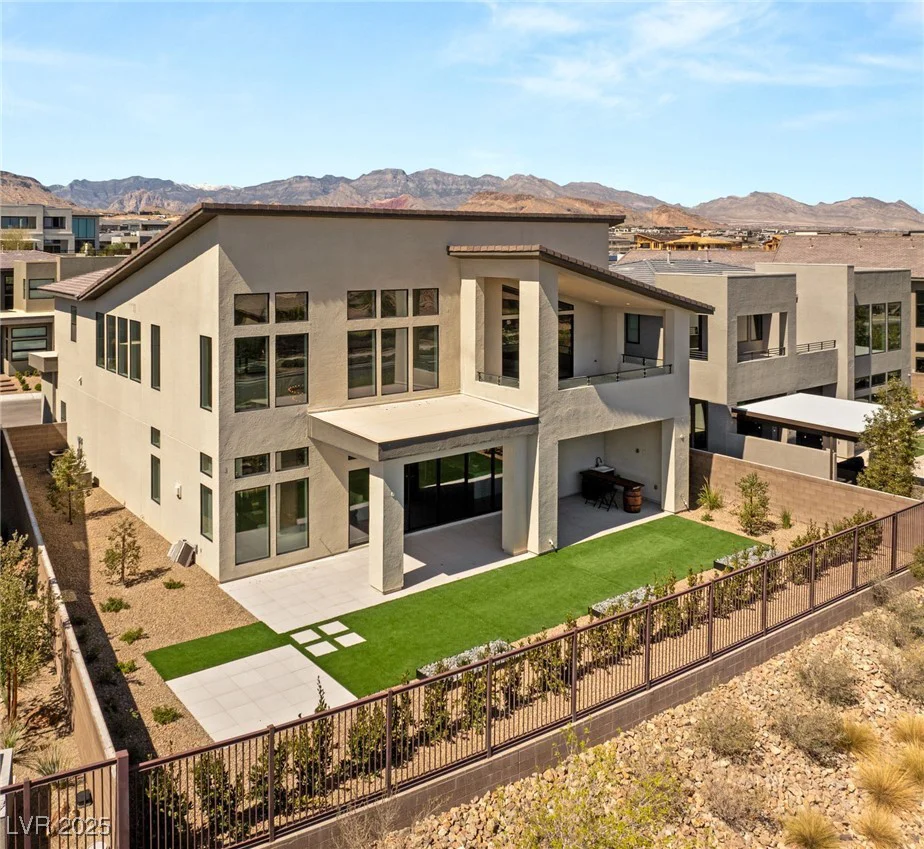 10655 Patina Hills, Las Vegas, NV 89135