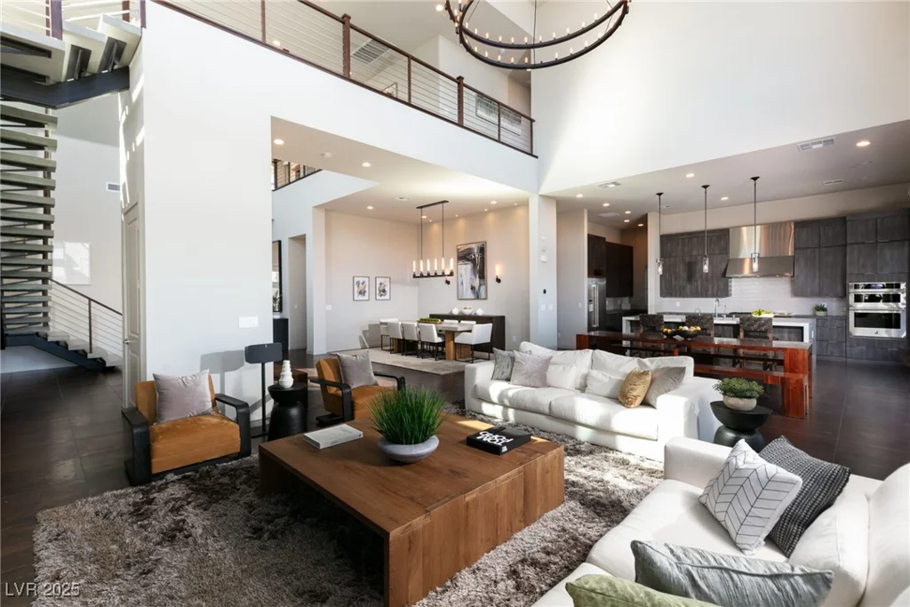 10655 Patina Hills, Las Vegas, NV 89135