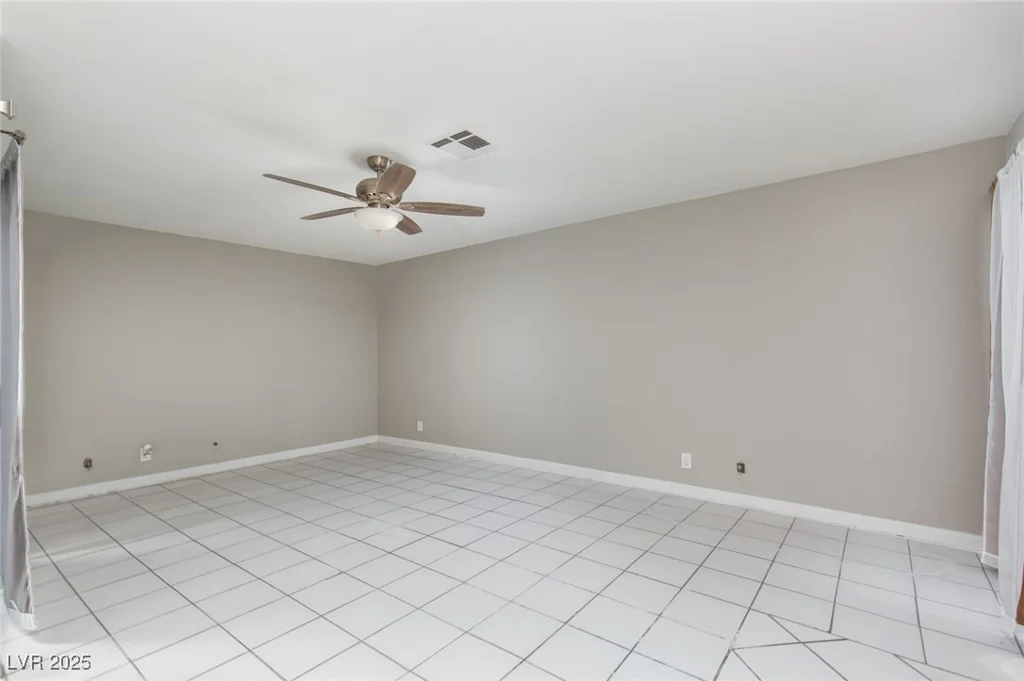 257 Lamb, Las Vegas, NV 89110