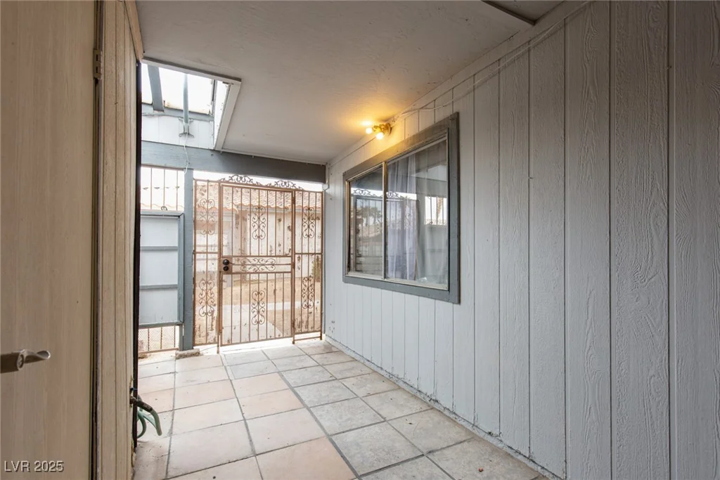 257 Lamb, Las Vegas, NV 89110
