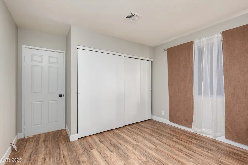 257 Lamb, Las Vegas, NV 89110