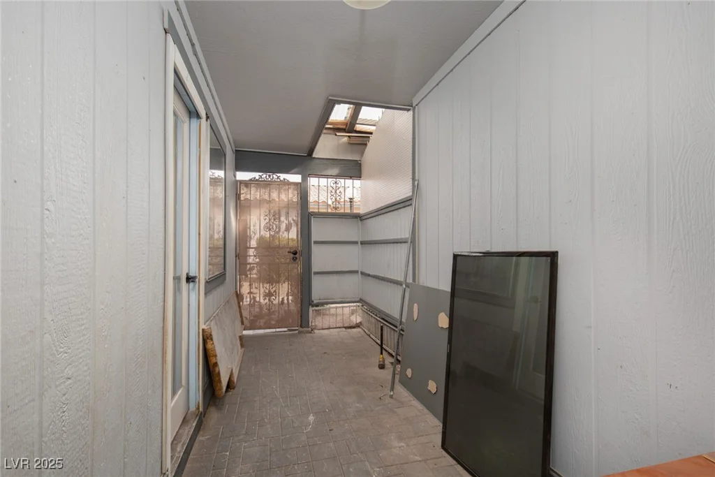 257 Lamb, Las Vegas, NV 89110
