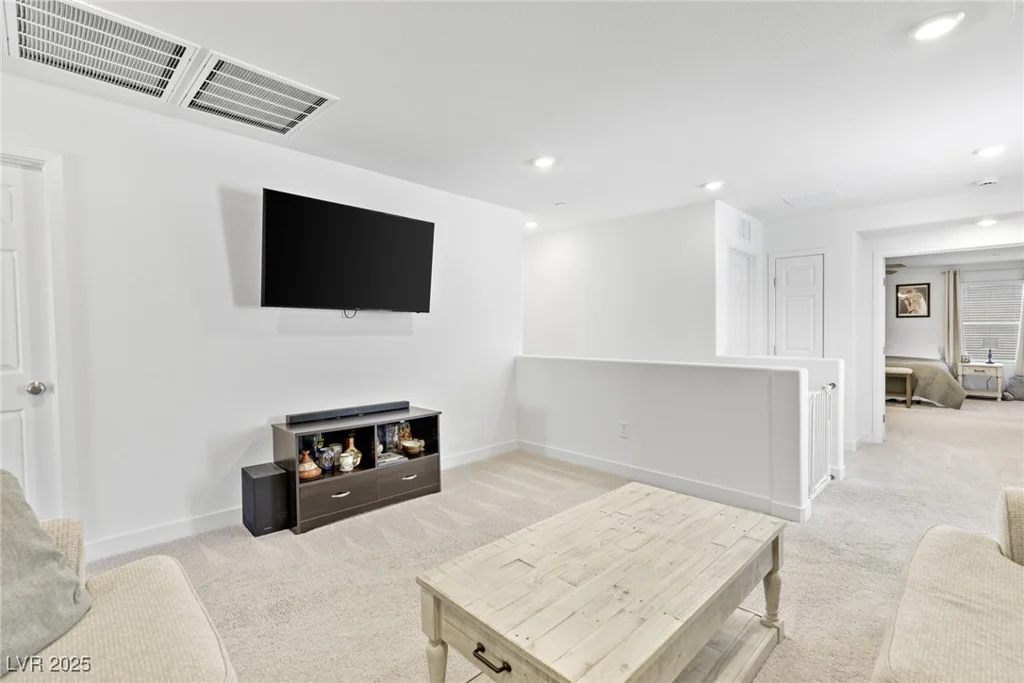 10165 Canyon Mantle, Las Vegas, NV 89166