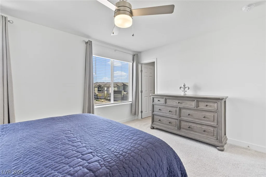 10165 Canyon Mantle, Las Vegas, NV 89166