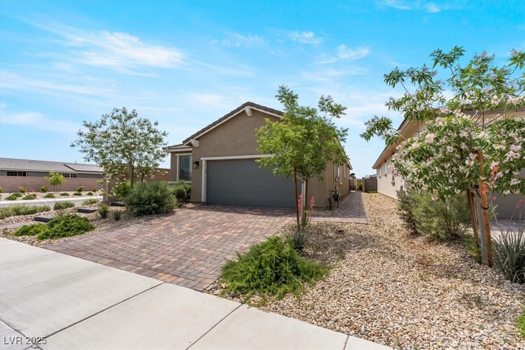 2243 Albury, North Las Vegas, NV 89086