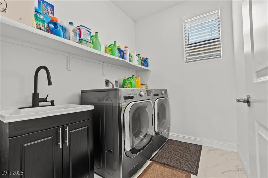 2243 Albury, North Las Vegas, NV 89086