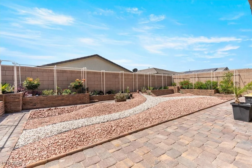 2243 Albury, North Las Vegas, NV 89086