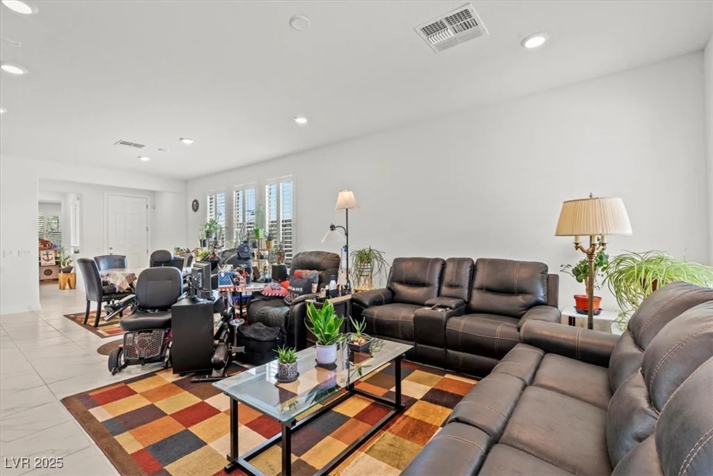 2243 Albury, North Las Vegas, NV 89086