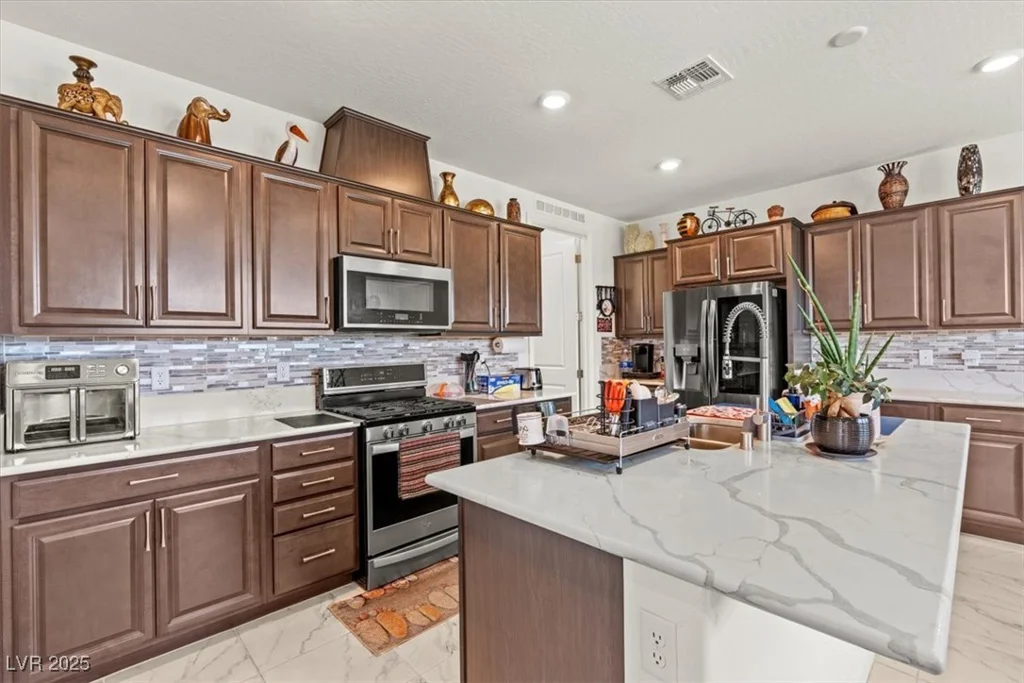 2243 Albury, North Las Vegas, NV 89086