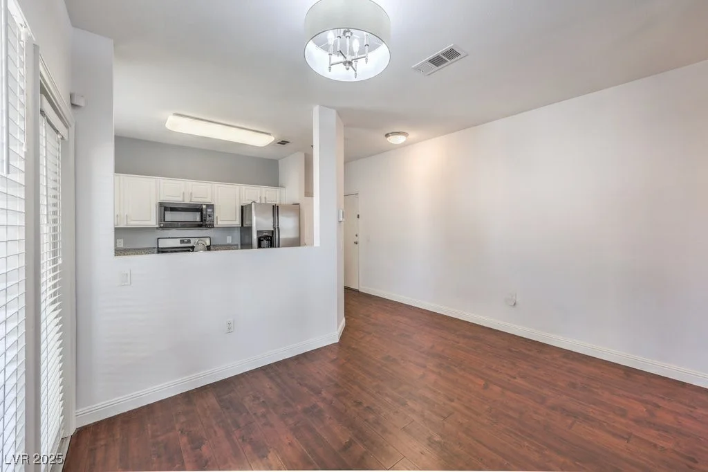 5250 Rainbow, Las Vegas, NV 89118