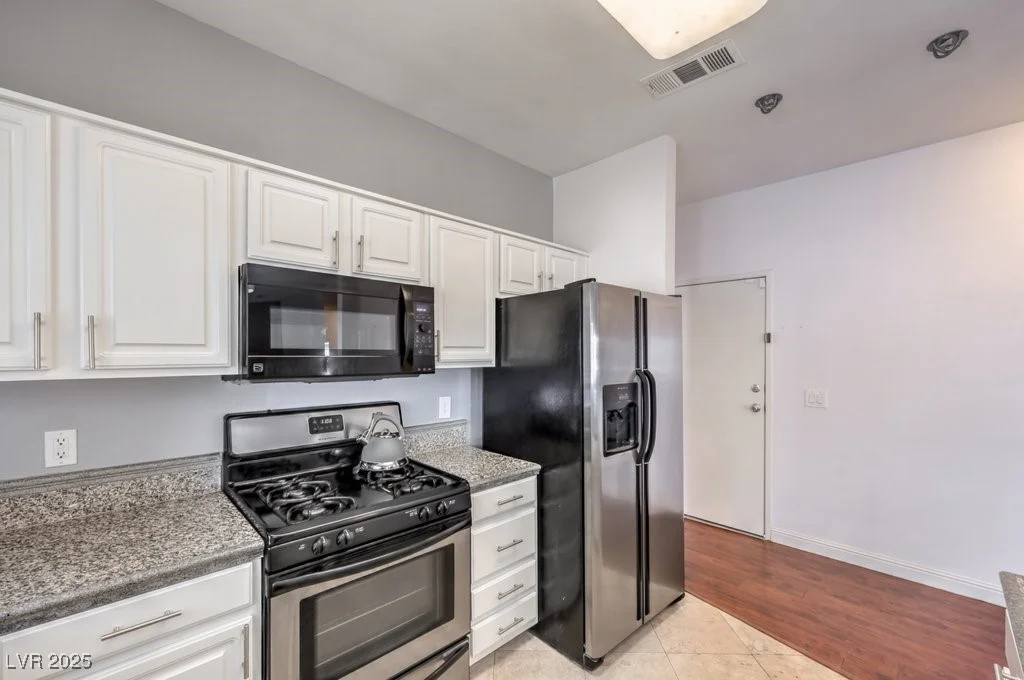 5250 Rainbow, Las Vegas, NV 89118