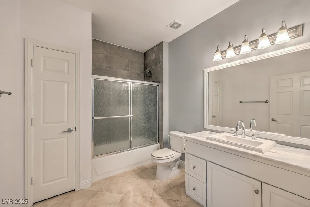5250 Rainbow, Las Vegas, NV 89118