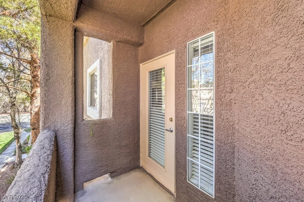 5250 Rainbow, Las Vegas, NV 89118