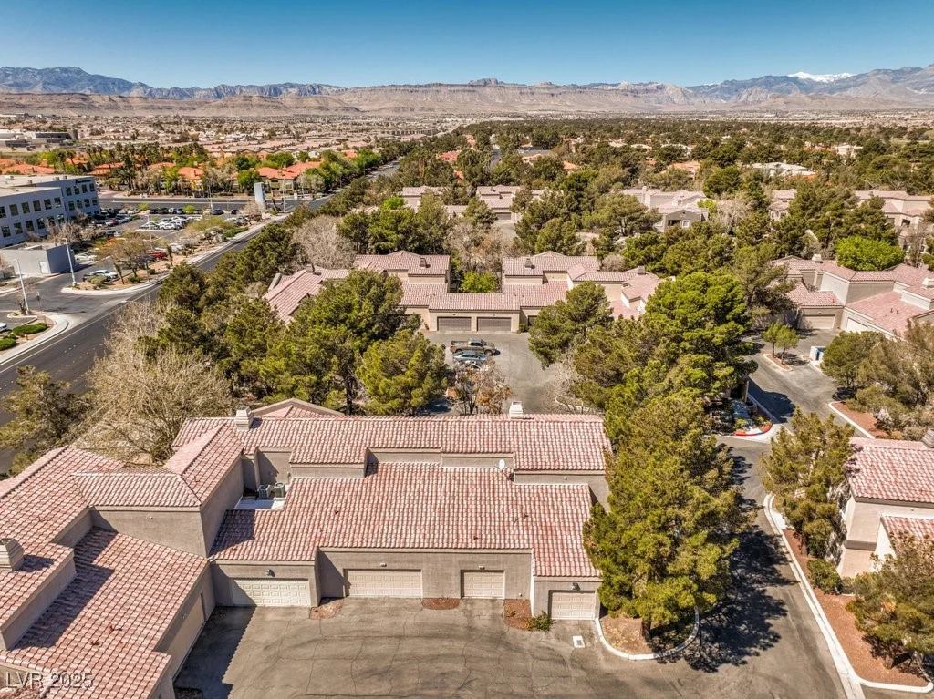 5250 Rainbow, Las Vegas, NV 89118