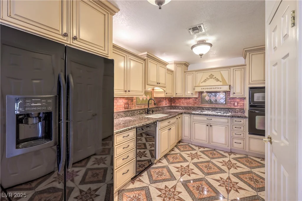 4043 Chalfont, Las Vegas, NV 89121