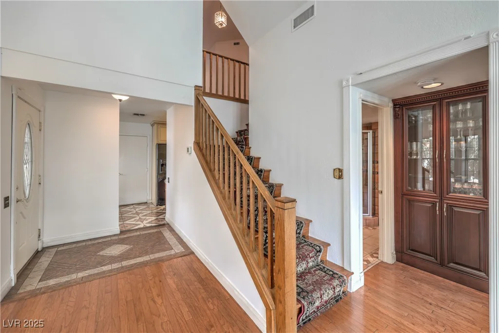 4043 Chalfont, Las Vegas, NV 89121