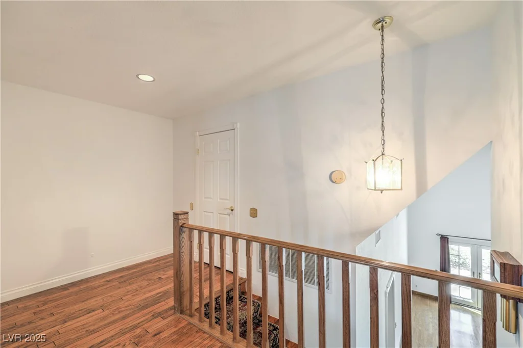 4043 Chalfont, Las Vegas, NV 89121