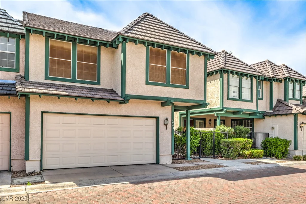 4043 Chalfont, Las Vegas, NV 89121