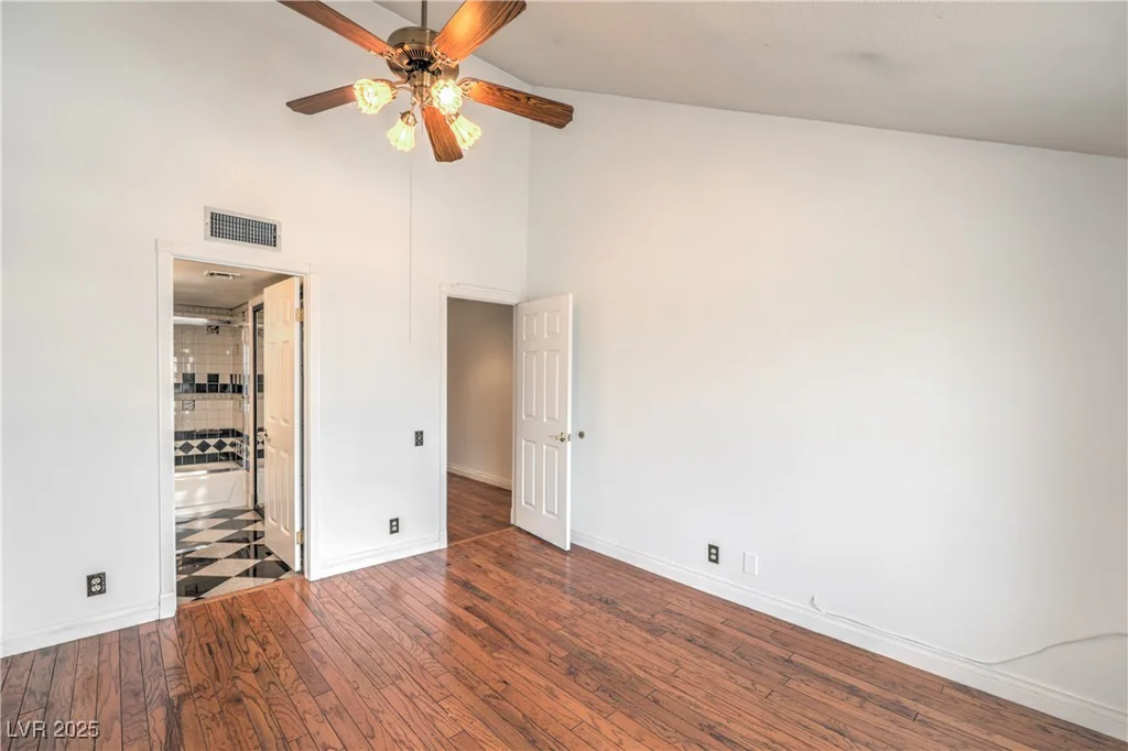 4043 Chalfont, Las Vegas, NV 89121