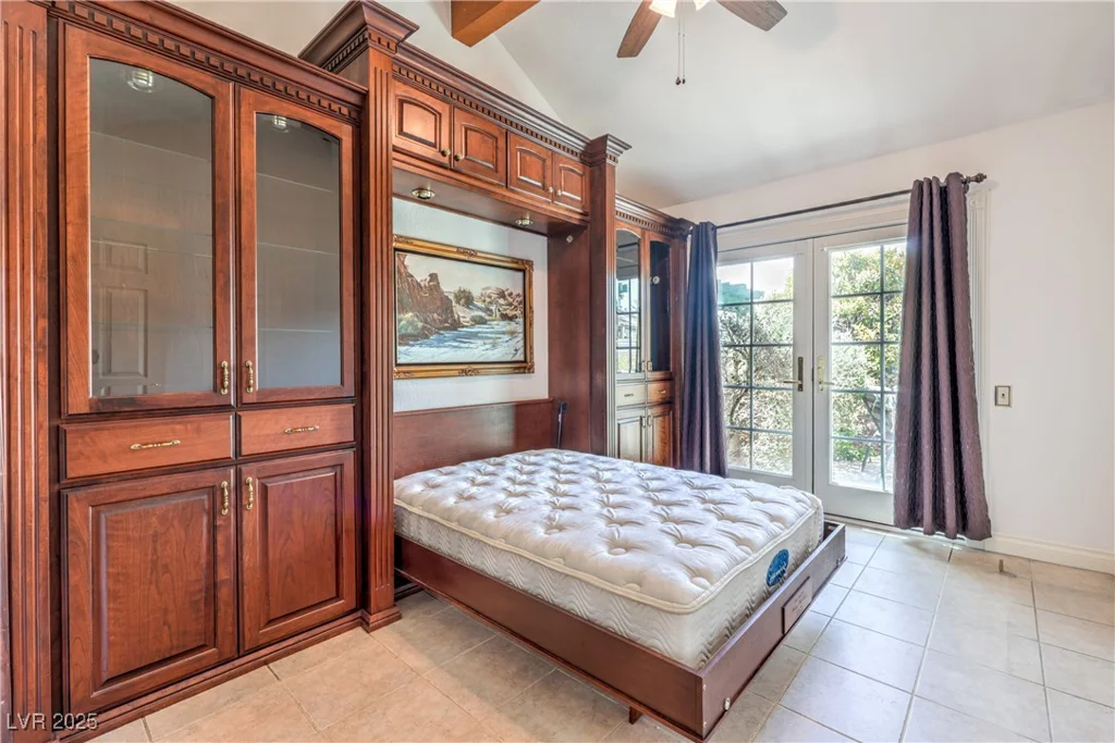 4043 Chalfont, Las Vegas, NV 89121
