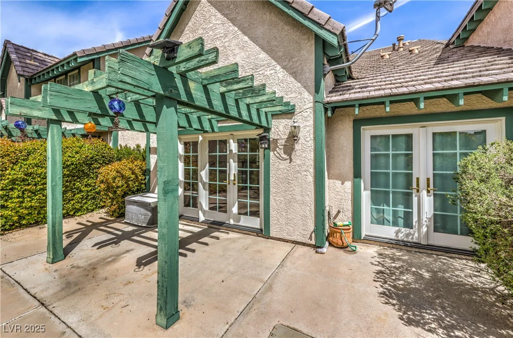 4043 Chalfont, Las Vegas, NV 89121