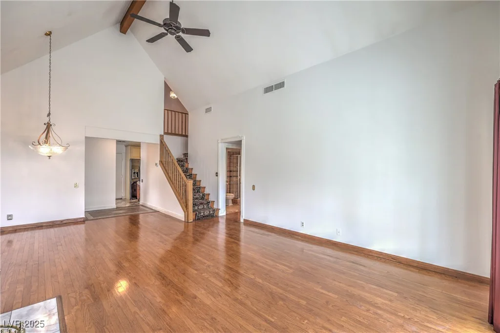 4043 Chalfont, Las Vegas, NV 89121