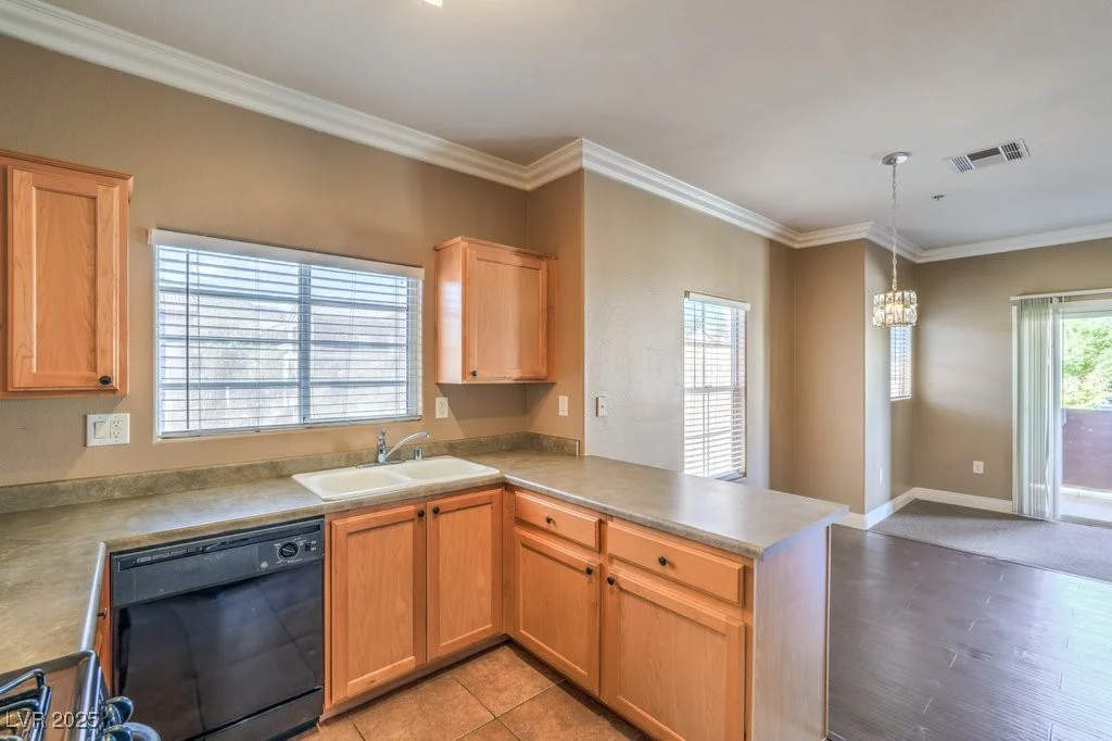 3920 Legend Hills, Las Vegas, NV 89129
