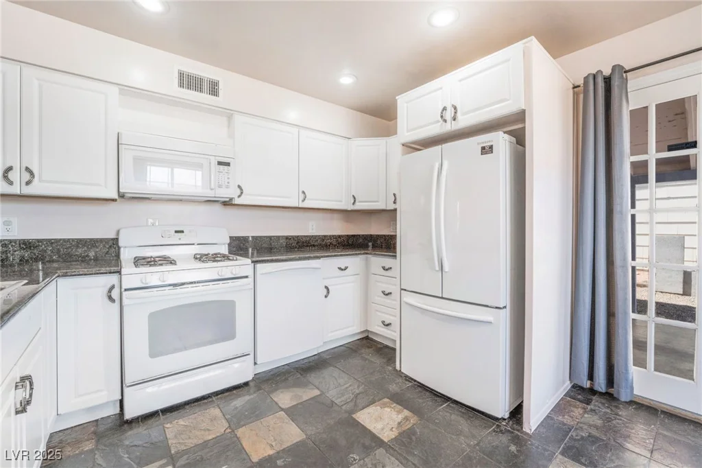6213 Burgundy, Las Vegas, NV 89107