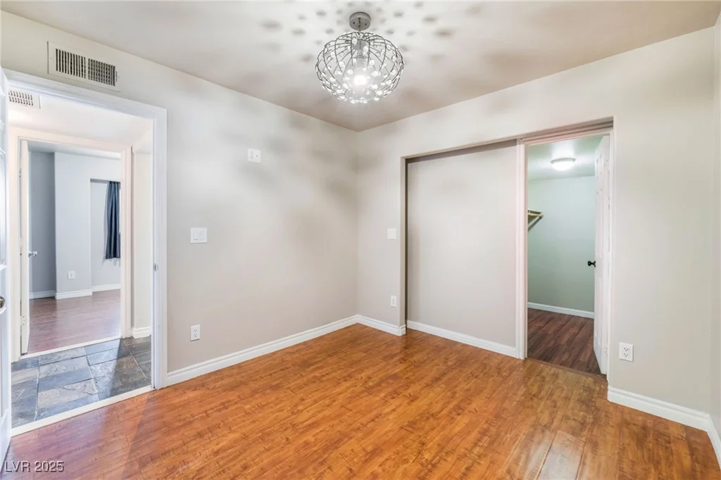 6213 Burgundy, Las Vegas, NV 89107