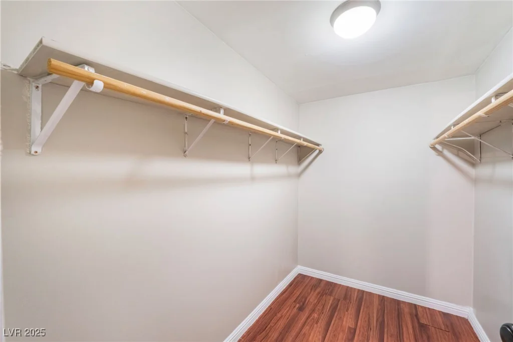6213 Burgundy, Las Vegas, NV 89107