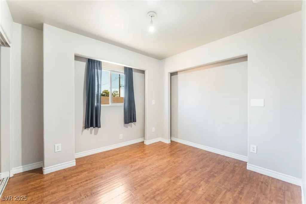 6213 Burgundy, Las Vegas, NV 89107