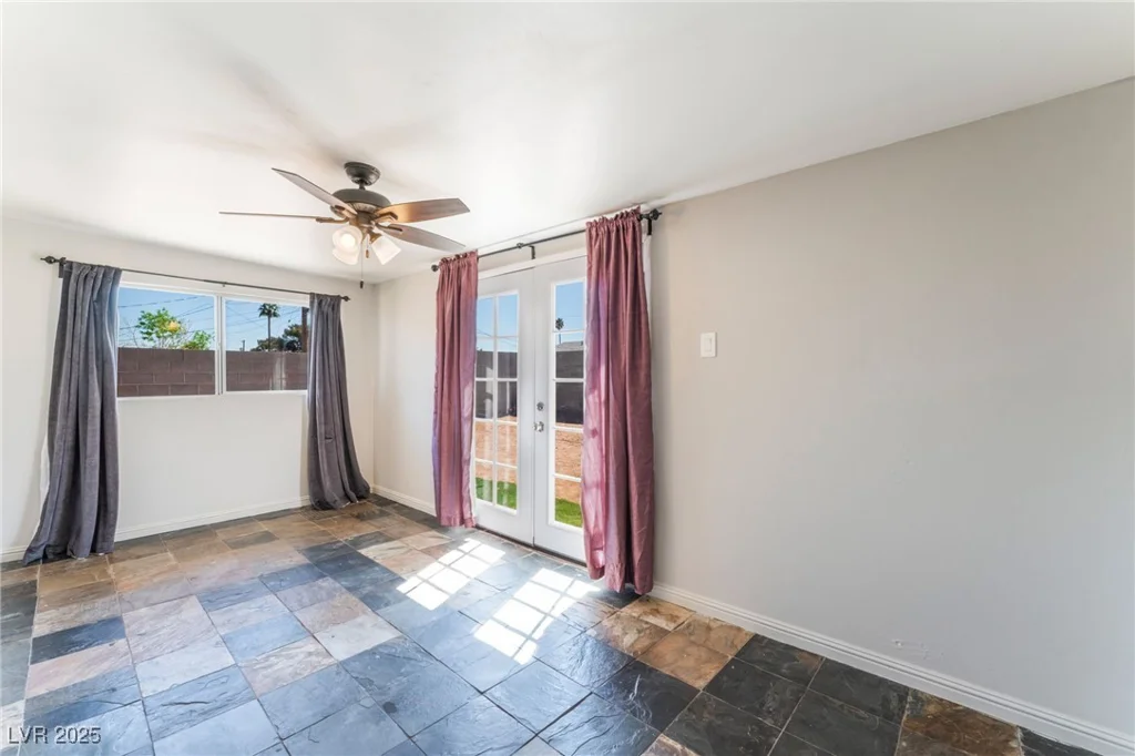 6213 Burgundy, Las Vegas, NV 89107