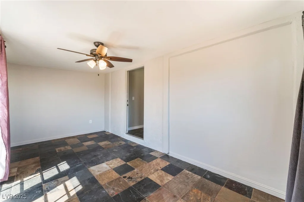 6213 Burgundy, Las Vegas, NV 89107