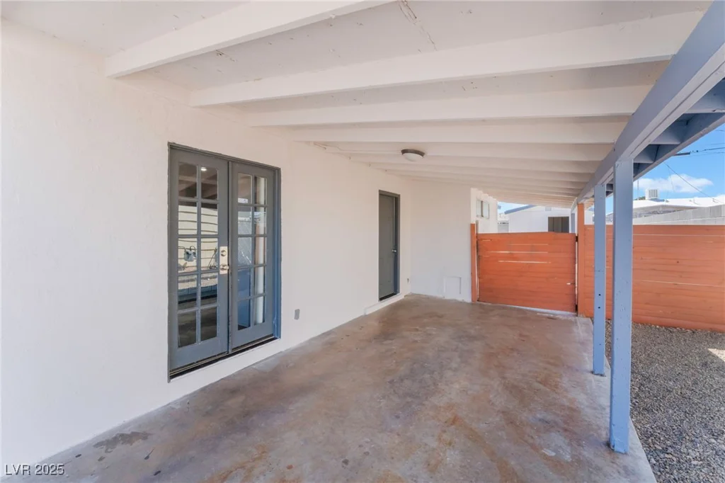 6213 Burgundy, Las Vegas, NV 89107