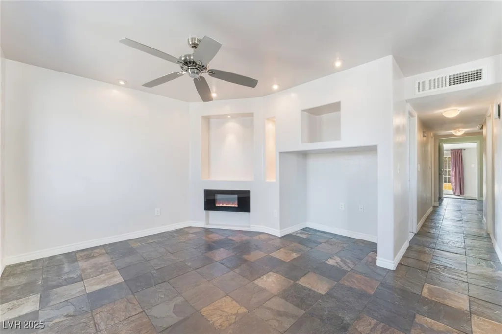 6213 Burgundy, Las Vegas, NV 89107
