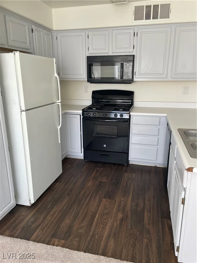 5710 Tropicana, Las Vegas, NV 89122