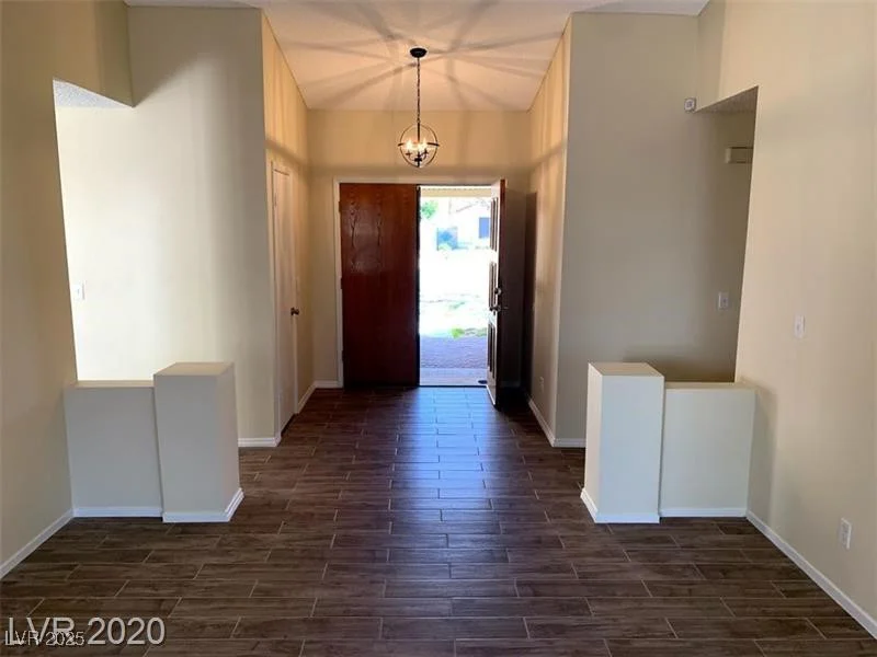 6632 Coastal Breeze, Las Vegas, NV 89108