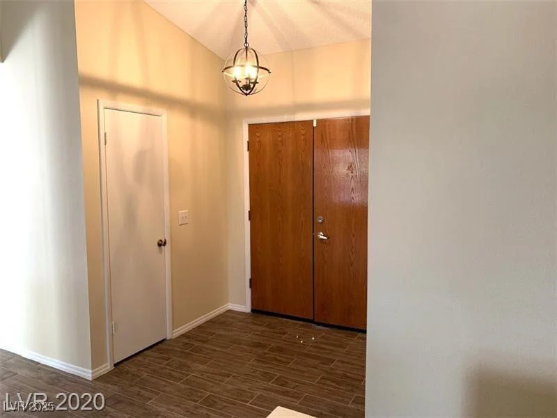 6632 Coastal Breeze, Las Vegas, NV 89108